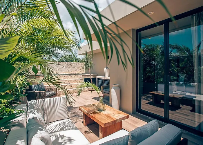 Luxurious Oasis Jacuzzi With Art Gallery And Pool Appartement *