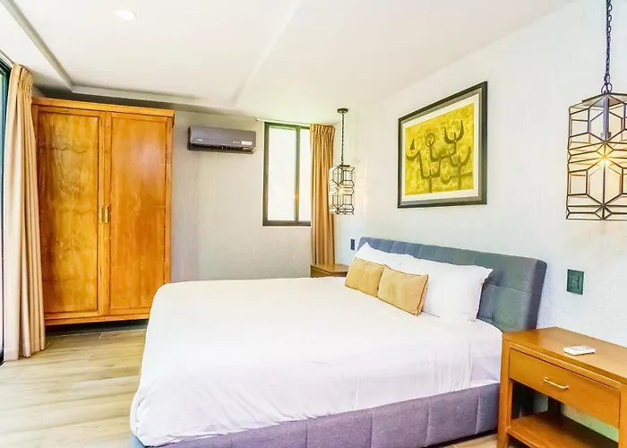 Luxurious Oasis Jacuzzi With Art Gallery And Pool Appartement *