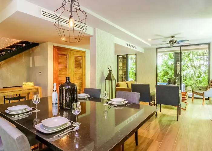 Appartement Luxurious Oasis Jacuzzi With Art Gallery And Pool *