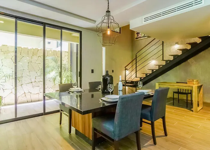 Appartement Luxurious Oasis Jacuzzi With Art Gallery And Pool