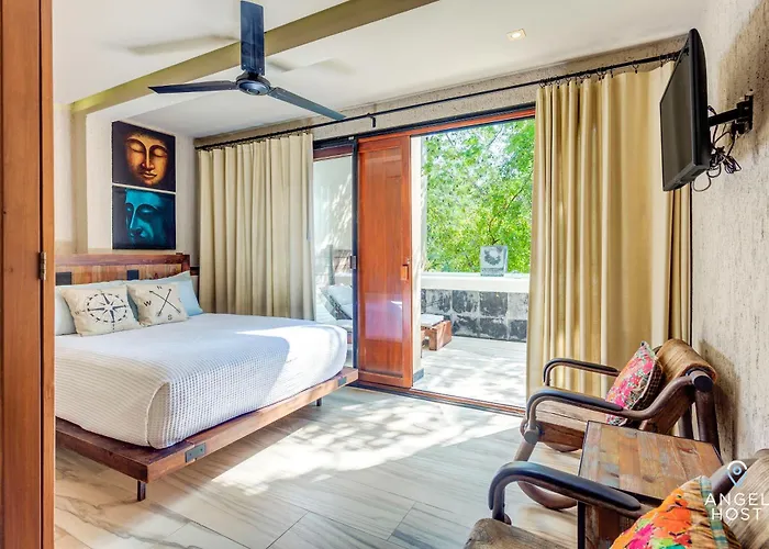 Appartement Luxurious Oasis Jacuzzi With Art Gallery And Pool