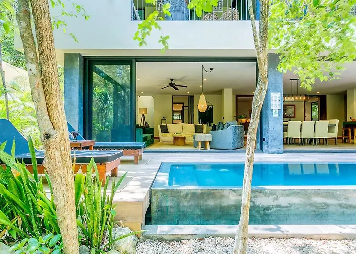 Appartement Luxurious Oasis Jacuzzi With Art Gallery And Pool