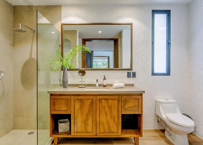 Luxurious Oasis Jacuzzi With Art Gallery And Pool Tulum